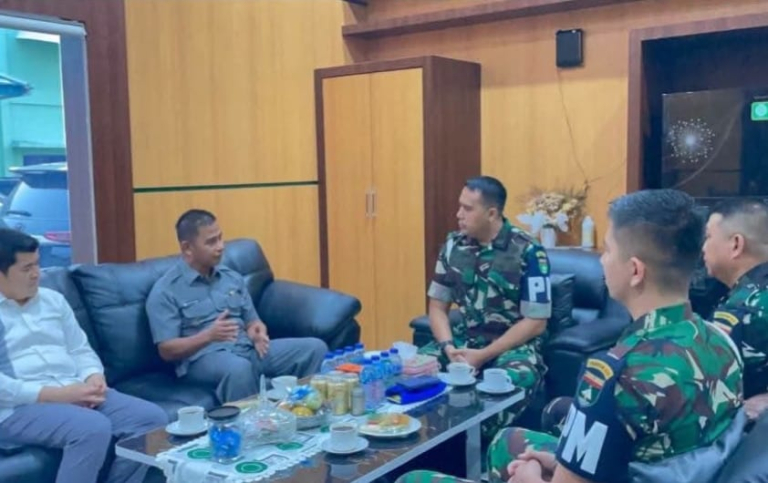 Bupati Kampar Silaturahmi ke Danpomdam XIX/TT, Perkuat Sinergitas Pemerintahan