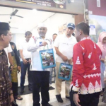 Tiba di Karimun, Bupati Ahmad Yuzar Disambut Meriah Masyarakat Kampar