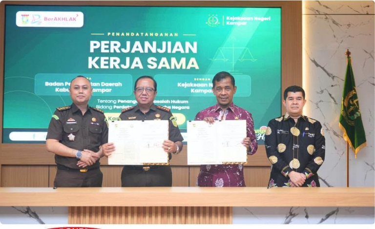 Bupati Kampar Saksikan Penandatanganan Nota Kesepakatan Antara Pemkab Kampar dan Kejaksaan Negeri Kampar